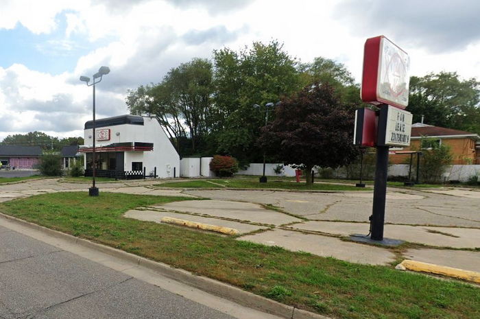 Hot n Now Hamburgers - Muskegon - 2315 Apple Ave